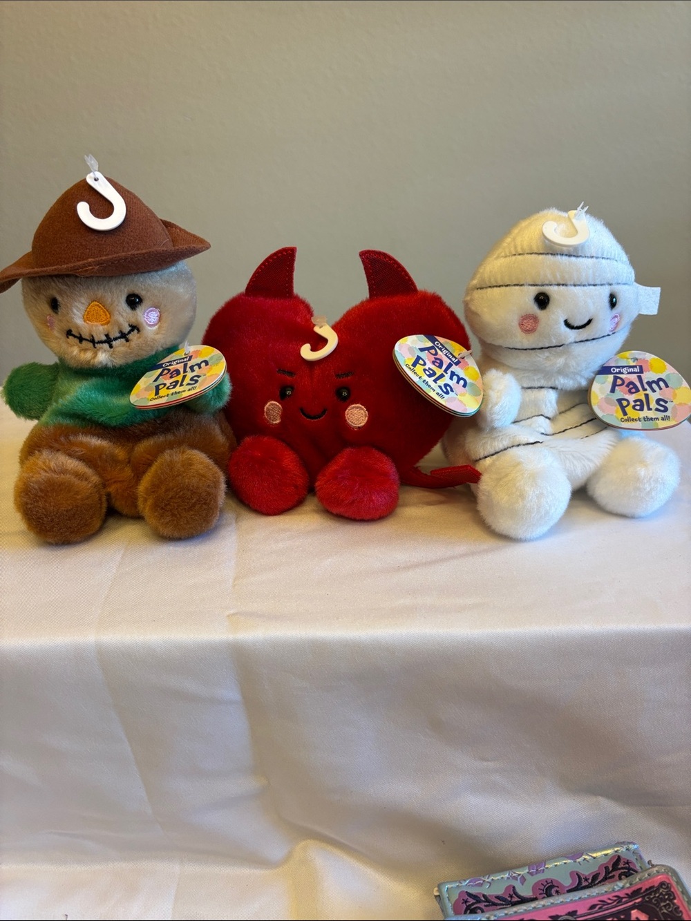 Original Palm Pals Plush Set - Red Heart, Scarecrow & Mummy Stuffed Animals